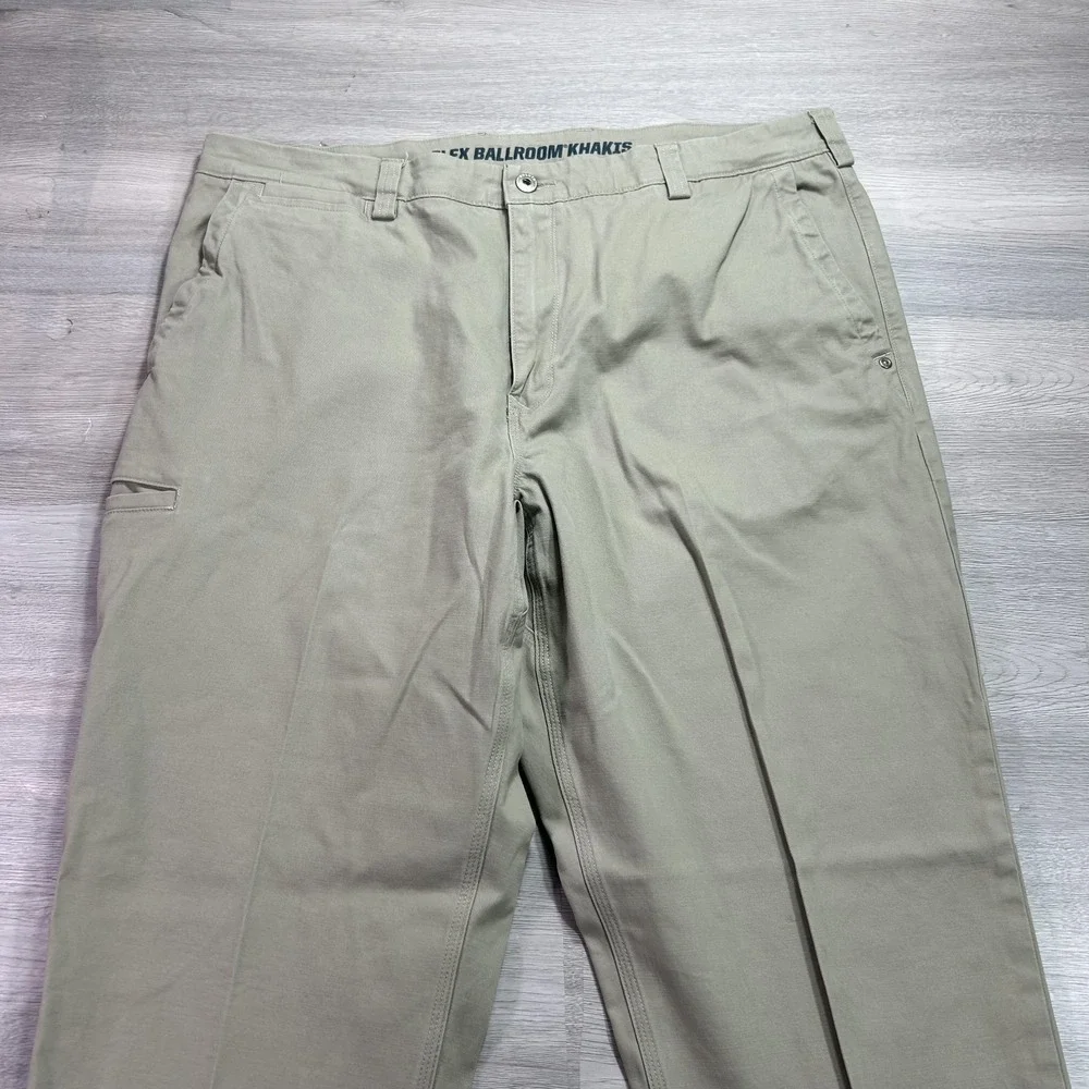 Duluth Trading Co Pants Mens 38x32 Beige Flex Ballroom Khakis Relaxed Fit